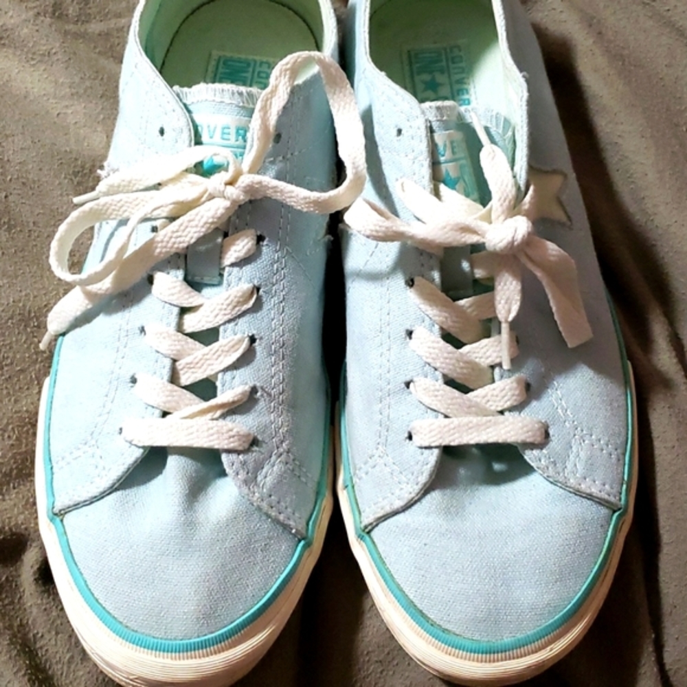 Sneakers - Tennis Shoes Converse